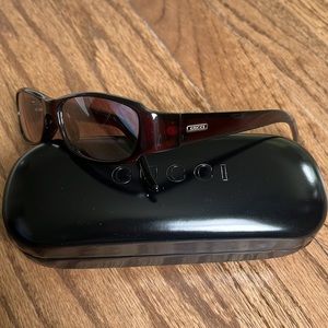 Gucci Sunglases